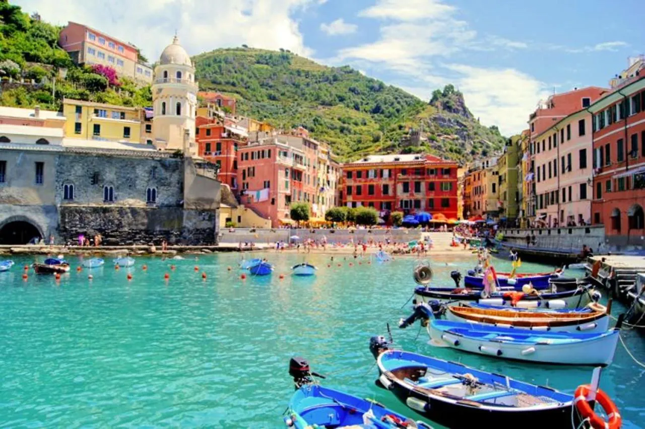Charming Apartment In Corniglia 43 M² With Parking Italy