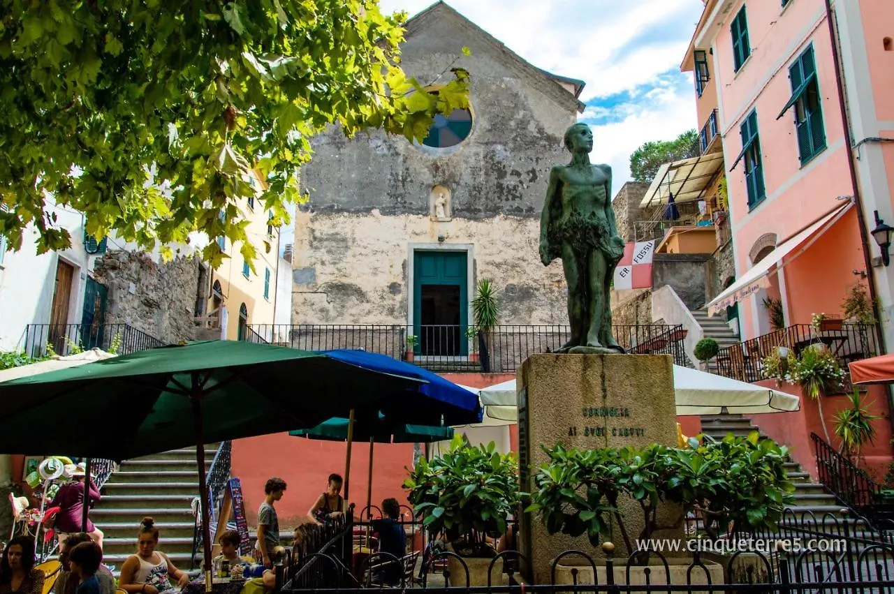 Charming Apartment In Corniglia 43 M² With Parking