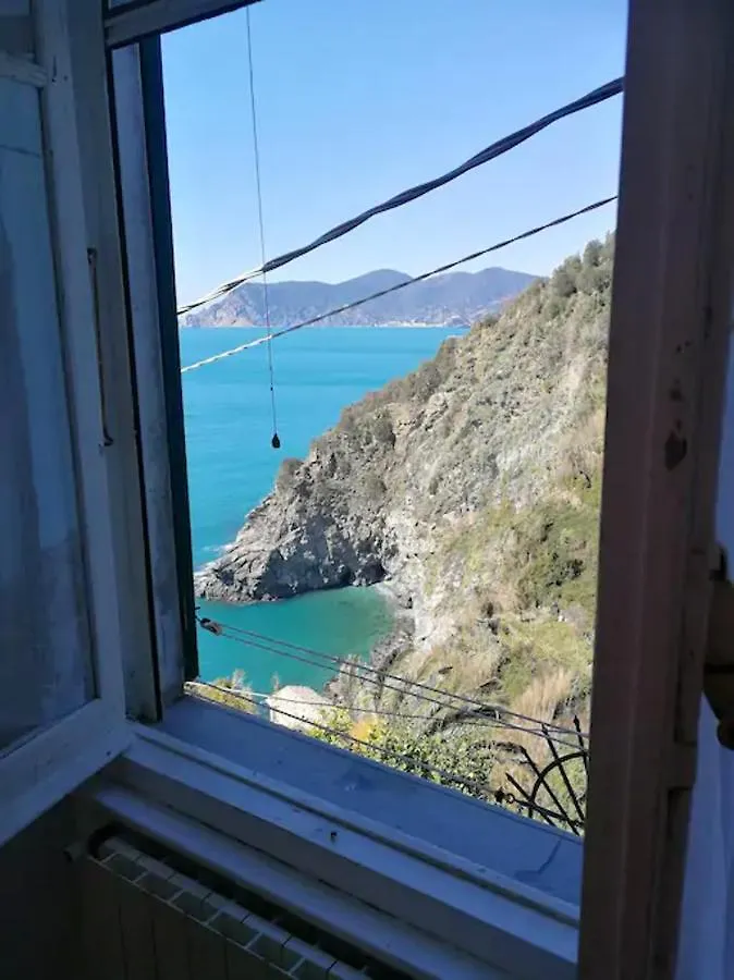 Charming Apartment In Corniglia 43 M² With Parking